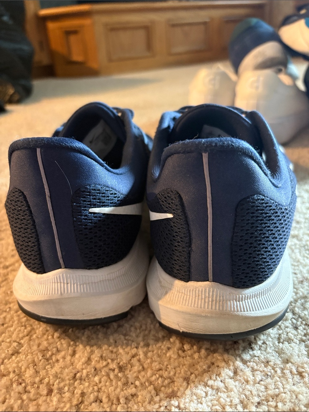 Nike Men’s Athletic Shoes - Navy and White - Picture 4 of 5